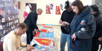 Легенды российского и советского хоккея провели автограф-сессию в Электростали - Regions.Ru