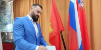 Врач Электростальской больницы проголосовал на выборах в Совет депутатов - Regions.Ru